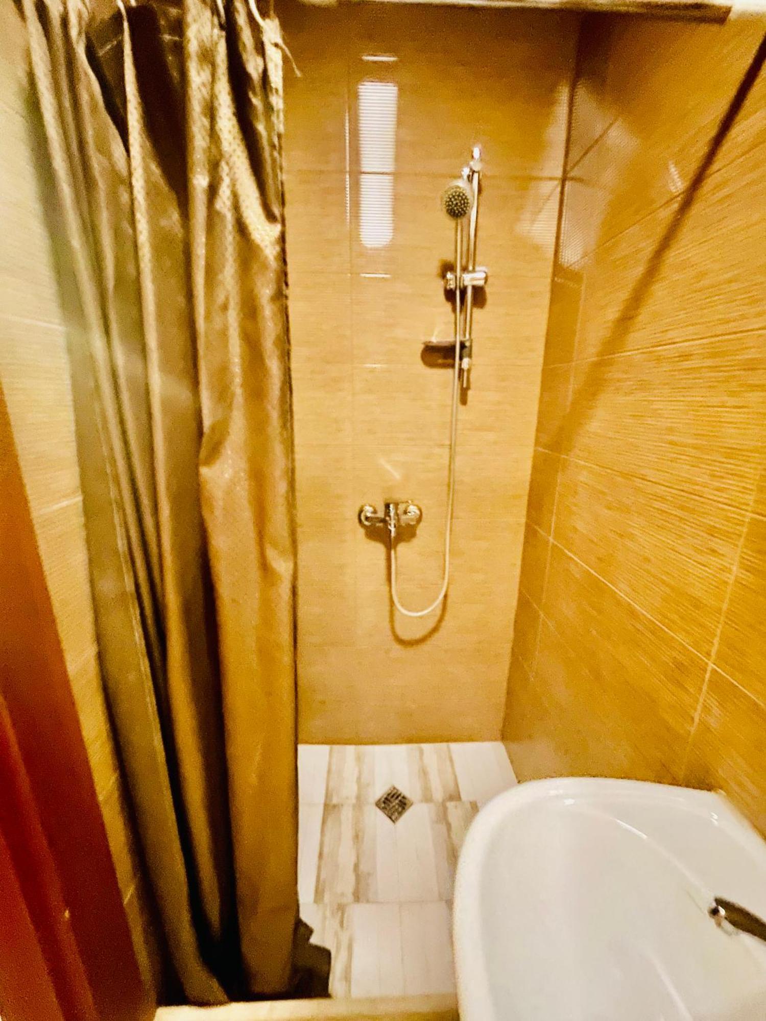 Hotel Klarastan Bon Voyage تبليسي المظهر الخارجي الصورة