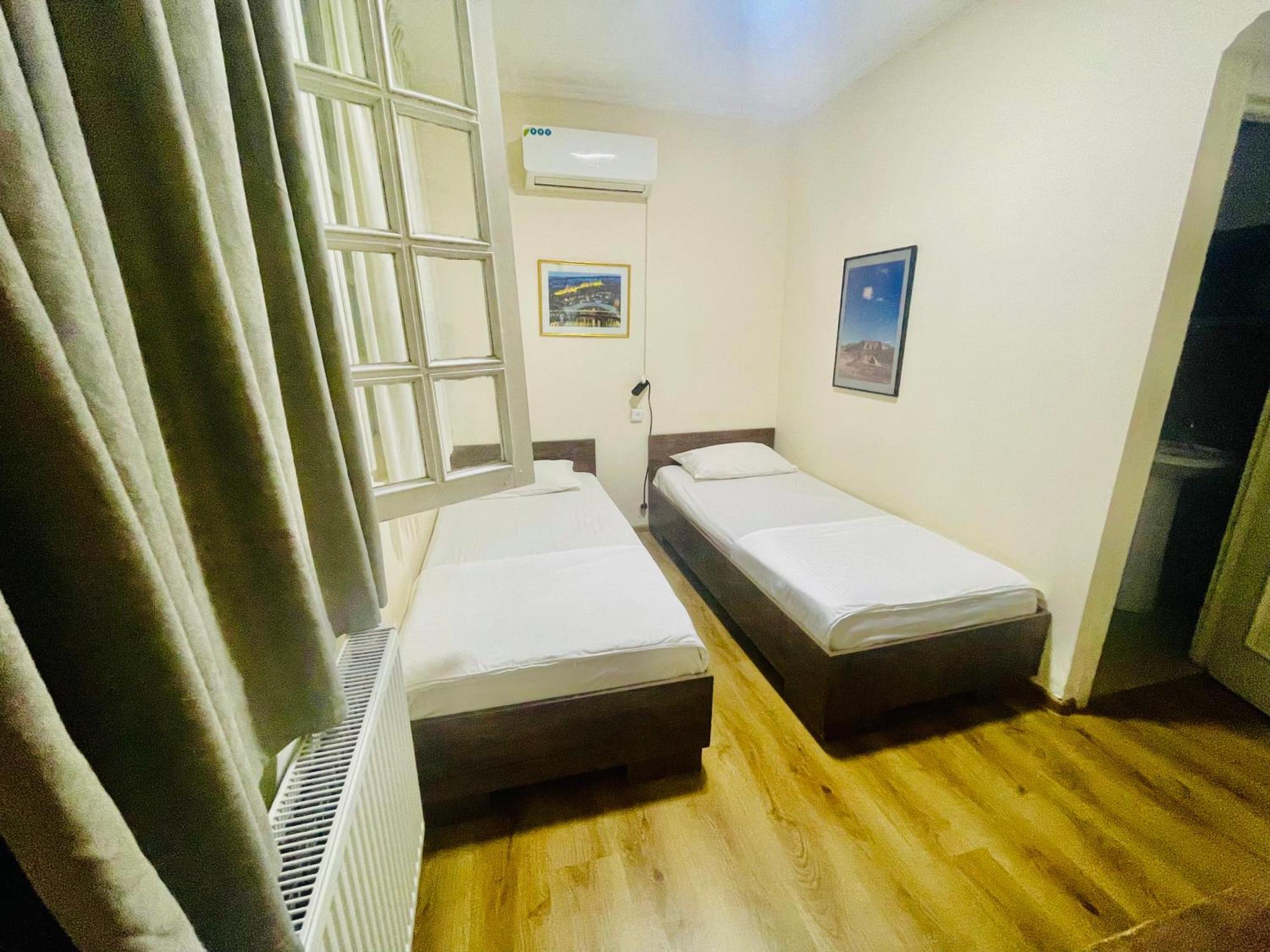 Hotel Klarastan Bon Voyage تبليسي المظهر الخارجي الصورة