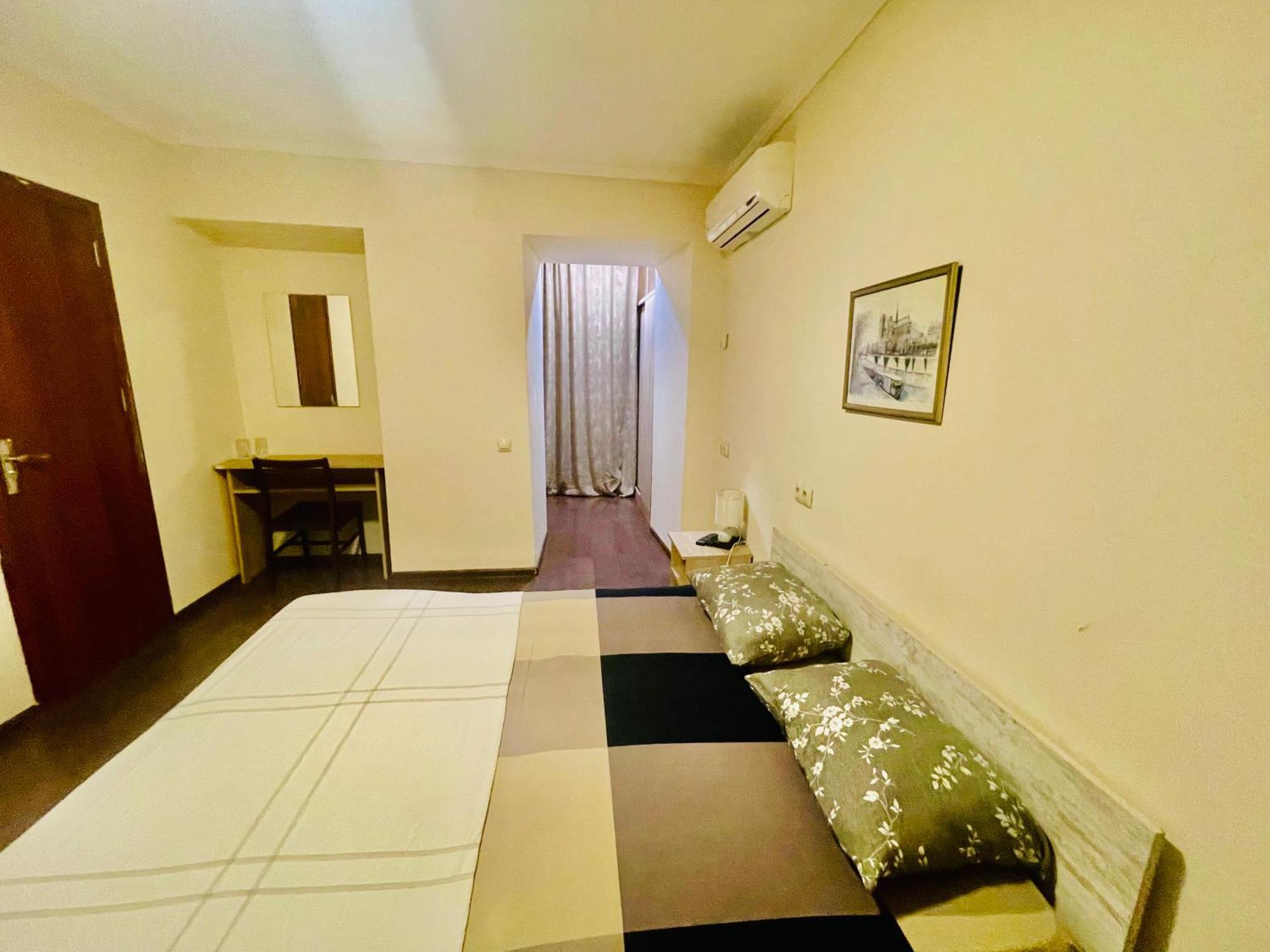 Hotel Klarastan Bon Voyage تبليسي المظهر الخارجي الصورة