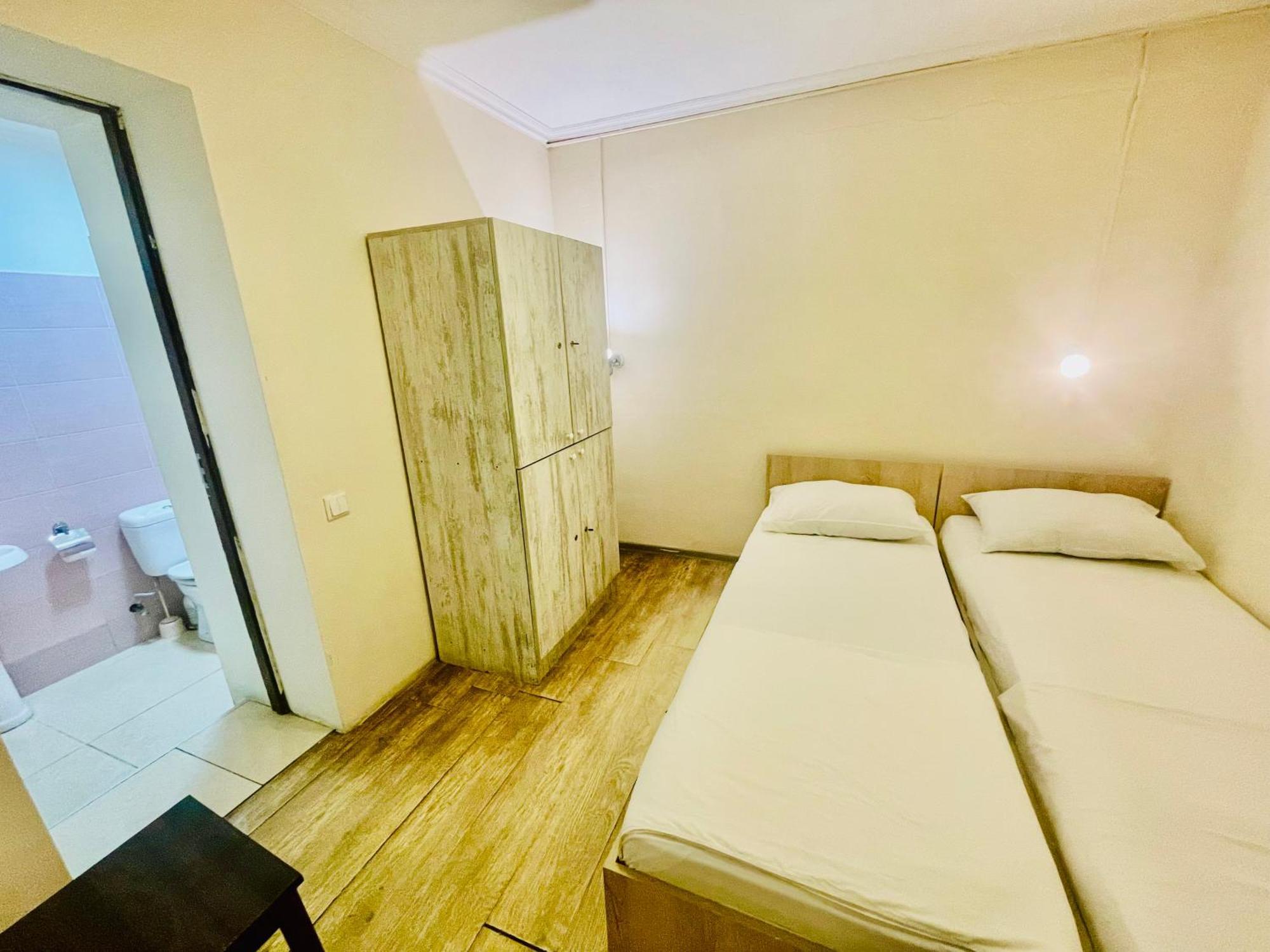 Hotel Klarastan Bon Voyage تبليسي المظهر الخارجي الصورة